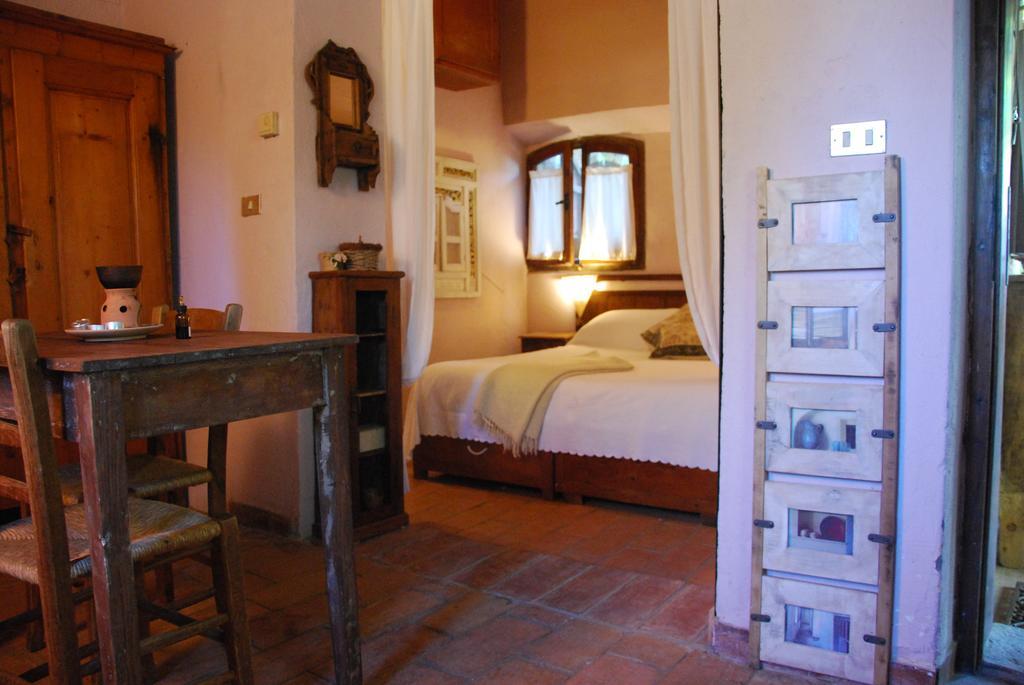 Bed And Breakfast Dopo Il Settimo Cielo Lubriano Szoba fotó